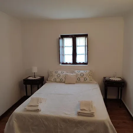 Holiday home Casa Iris Cunqueiros