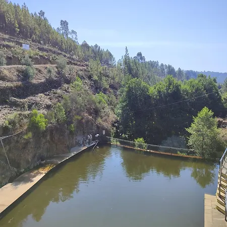 Casa Iris Cunqueiros * Sobreira Formosa