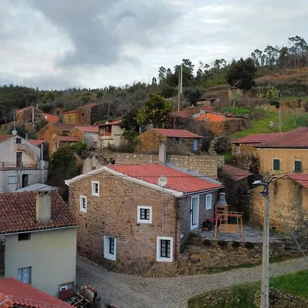 Casa Iris Cunqueiros *