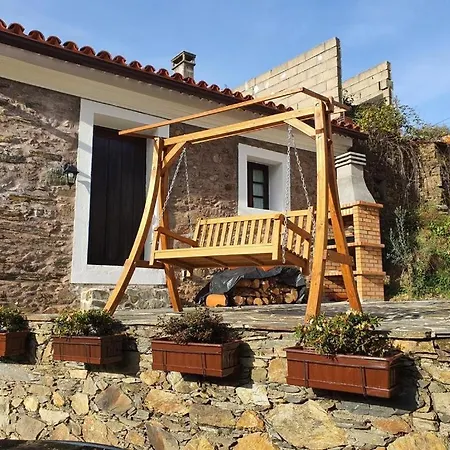 Casa Iris Cunqueiros *