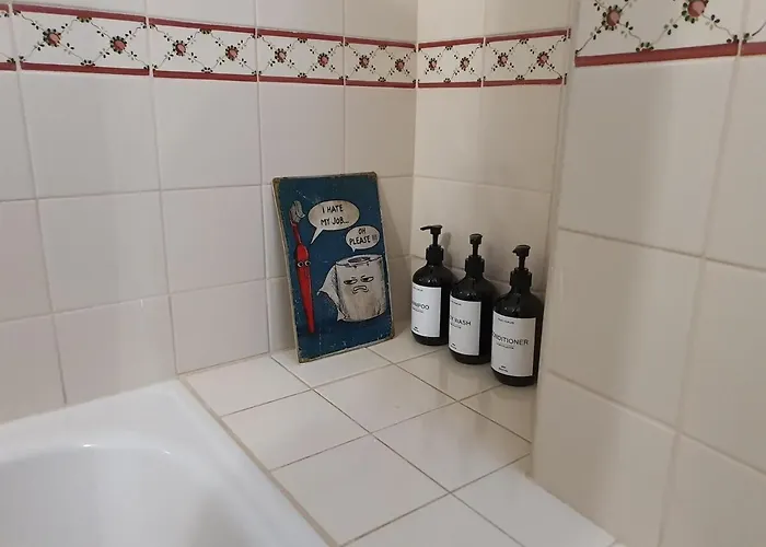 Casa Iris Cunqueiros Feriehus *