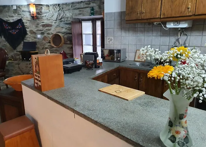 Casa Iris Cunqueiros Feriehus *