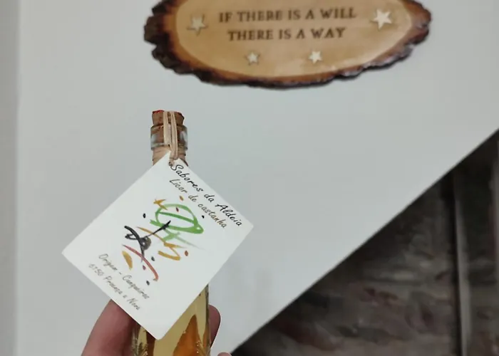 Casa Iris Cunqueiros Nyaraló *