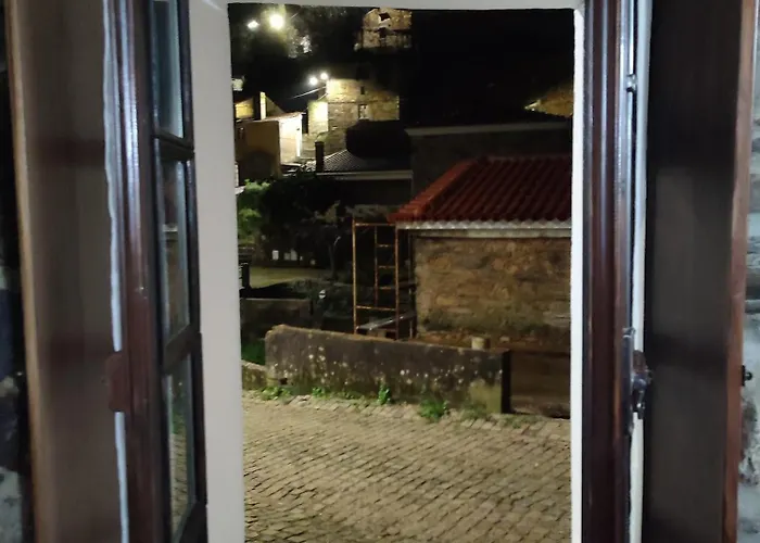 Casa Iris Cunqueiros Nyaraló *